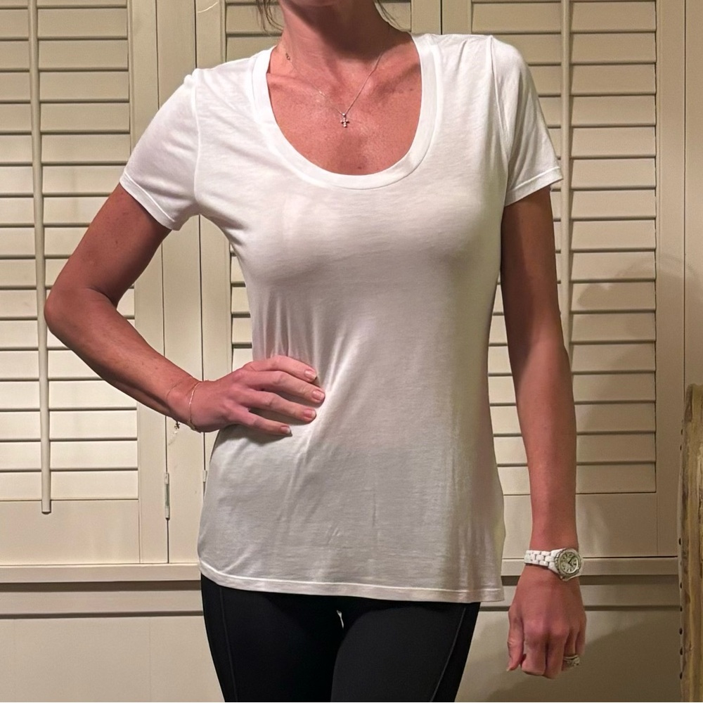 L’agence white t-shirt